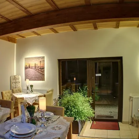 Pension Oybin Konukevi 3*