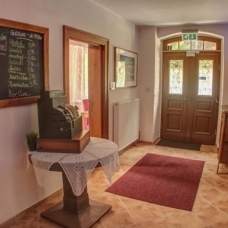 Pension Oybin Konukevi 3*