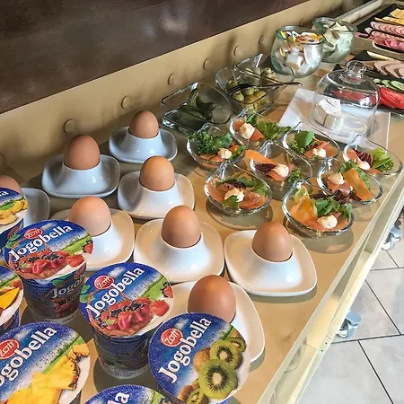 Pension Oybin Konukevi 3*